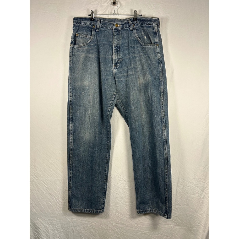 Wrangler Rugged Wear Jeans Mens 38x30 Blue Relaxed Fit Denim 35001GS